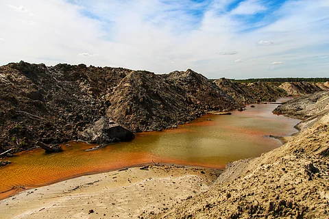 Environmental catastrophe in Zambia after acid leak at Chinese-operated copper mine