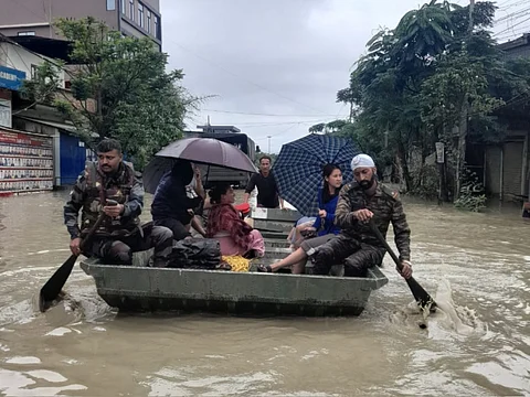 Rescue operations in Manipur by Spear Corps, Indian Army.