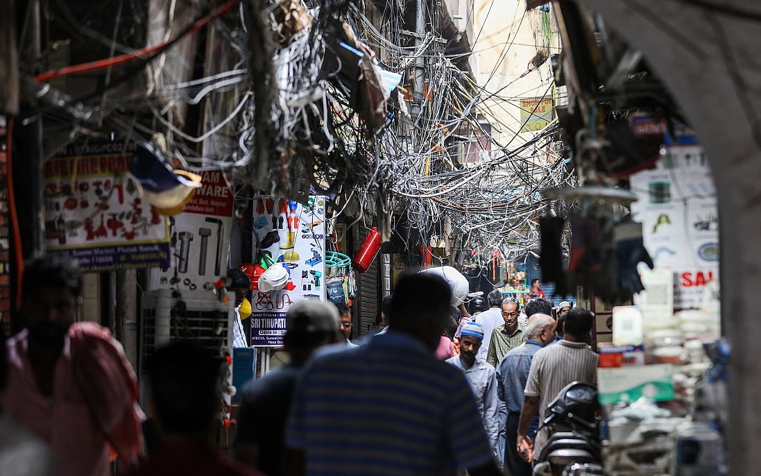 Wire nests too close for comfort in Old Delhi