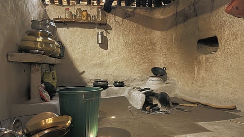 Daily meals at Chaugan village resident Sonu Parte’s home are cooked on a traditional mud chulha, fuelled by firewood, farm residue and dung cakes.