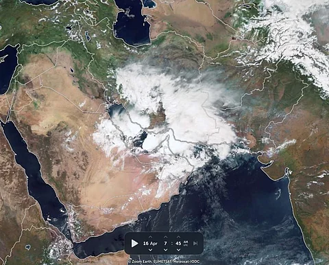 A Zoom Earth map of the Arabian Sea littoral shared by Jason Nicholls 
@jnmet on X (formerly Twitter)
