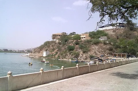 आनासागर झील; फोटो: विकीमीडिया कॉमन्स