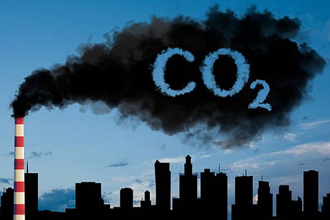 प्राकृतिक तौर पर कार्बन जमा करने वाले अब उत्सर्जित कार्बन डाइऑक्साइड को उतनी मात्रा में अवशोषित नहीं कर पा रहे हैं जितना पहले किया करते थे। 