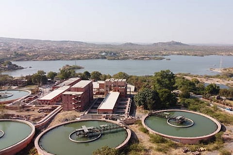 गंदे पानी के शोधन संयंत्रों (वेस्ट वाटर ट्रीटमेंट प्लांट्स) से निकलने वाली ग्रीनहाउस गैसों की मात्रा अब तक किए गए अनुमानों से दो गुनी से भी अधिक हो सकती है। 