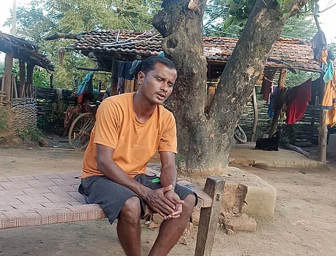 खेरीपदा गांव के मंगू। फोटो: अंकुर तिवारी