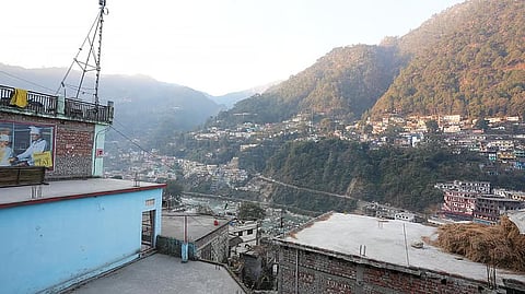 हिमालय की सुरक्षा पर केंद्र गंभीर, राज्यों को दिए वैज्ञानिक अध्ययन के सुझाव