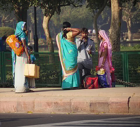 अहमदाबाद, देहरादून, गुवाहाटी, इंफाल और रायपुर में सभी 15 दिनों तक अधिकतम तापमान सामान्य से ऊपर दर्ज किया गया। फोटो : आईस्टॉक