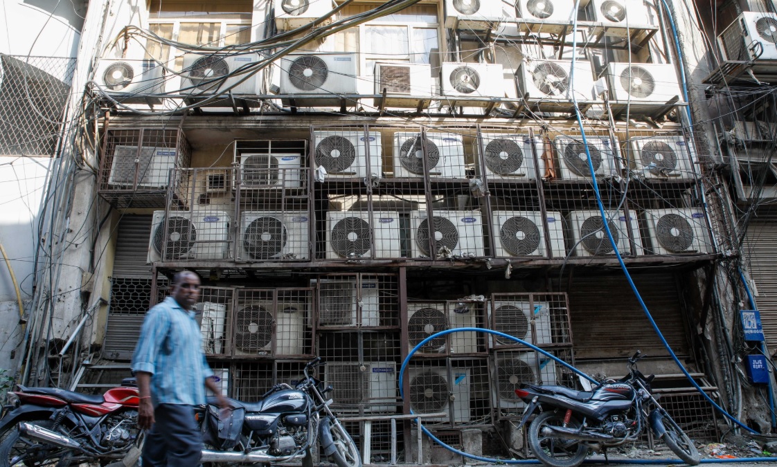 Tech Heat Challenge: How Gadgets Contribute to Global Warming