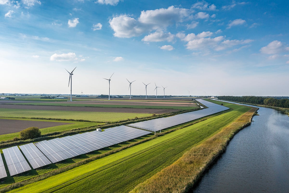 IRENA Report: Renewables Lead Cost-Effective Energy Generation in 2024