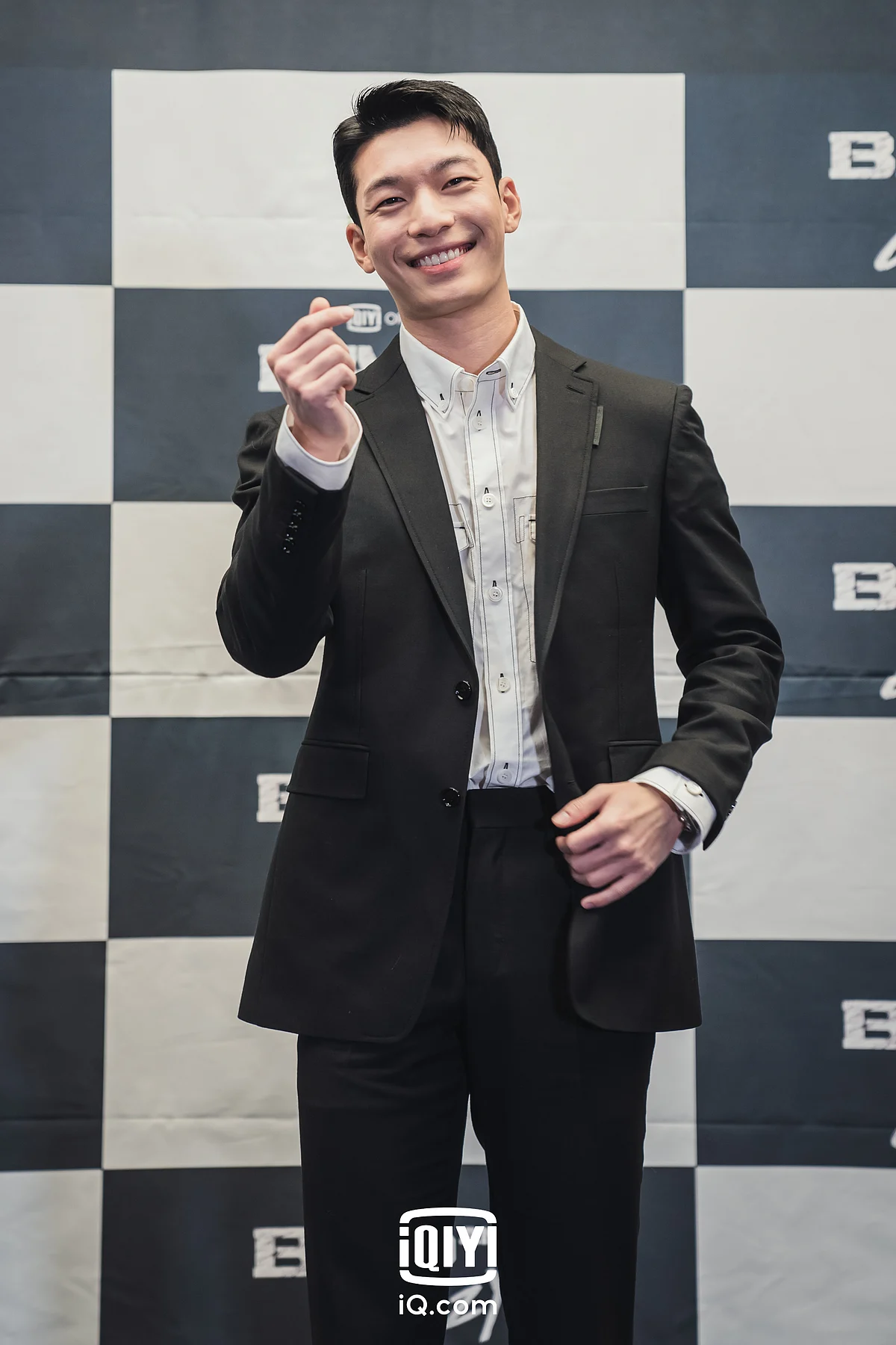 iQiyi (อ้ายฉีอี้) มอบของขวัญส่งท้ายปีด้วยออริจินัลซีรีส์เกาหลี “Bad and Crazy”