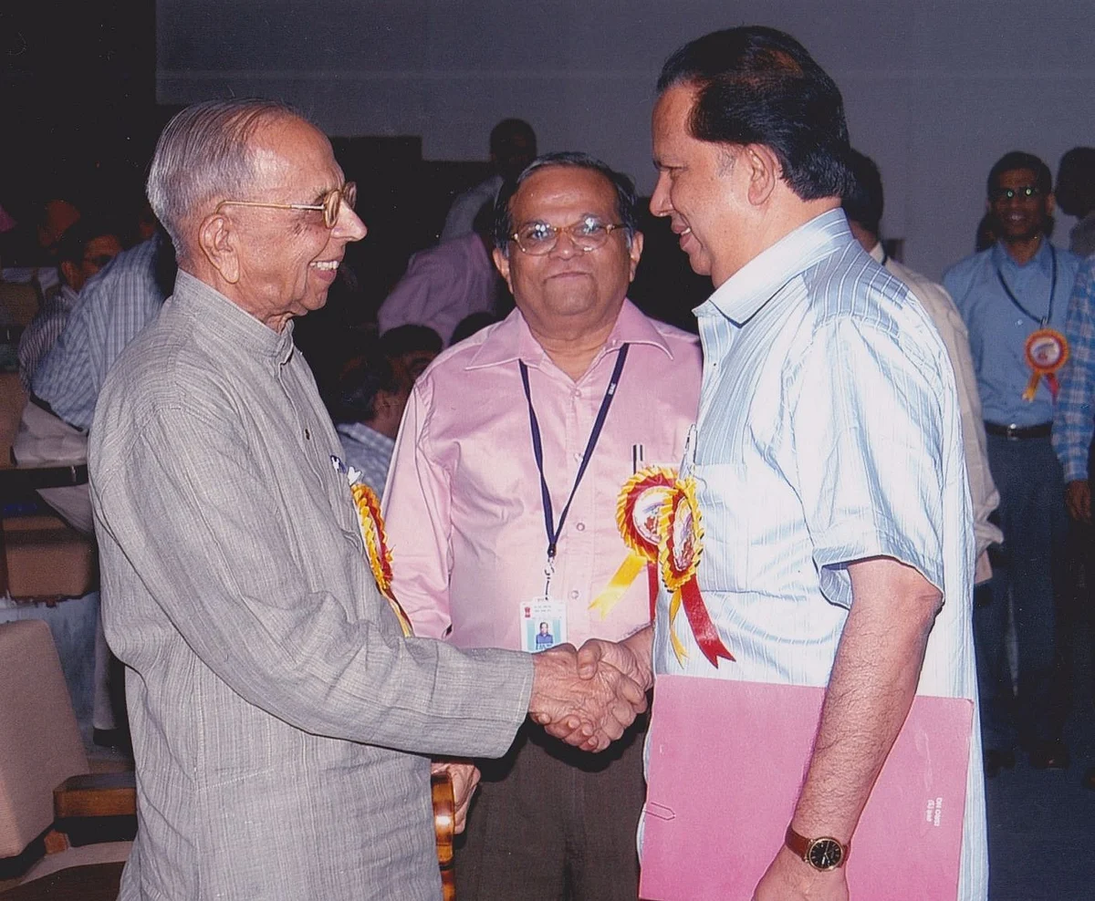 ಕಾರ್ಯಕ್ರಮವೊಂದರಲ್ಲಿ ಪ್ರೊ. ಜೆ. ಆರ್. ಲಕ್ಷ್ಮಣರಾವ್