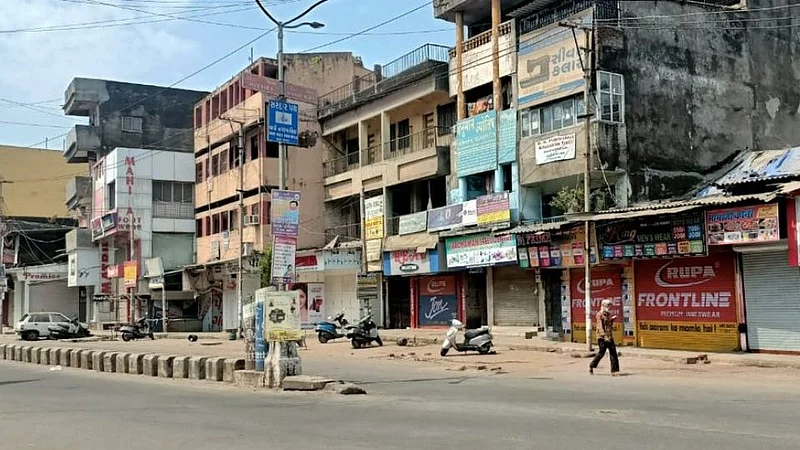 Valsad Lockdown