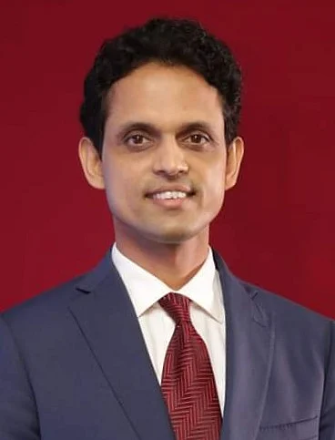 समीर दुधगावकर