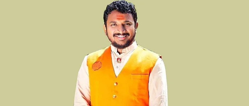 भाषण सुरु असतानाच अमोल मिटकरींना अर्धांगवायूचा सौम्य झटका, प्रकृती स्थिर