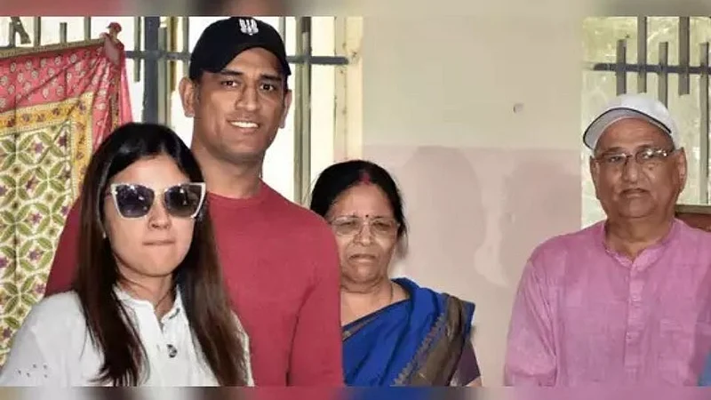 MS Dhoni Family