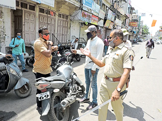 dhule lockdown