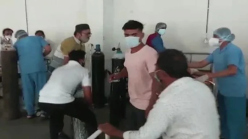 nashik oxygen leak