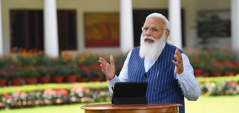 "मृतदेह जाळले जात आहेत अन् यांना रक्ताचा सुगंध येतोय"
