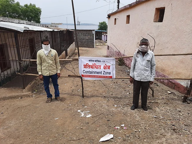 कन्टेनमेन्ट झोन