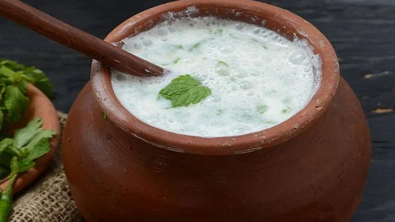 उरलेल्या ताकाचा 'या' रेसिपीजमध्ये करा वापर