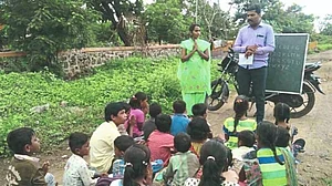 Anu and Prasad Mohite from Solapur Anu and Prasad Mohite from Solapur