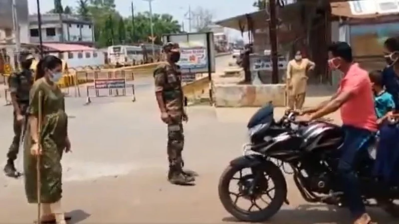 pregnant-dsp-shilpa-sahu-doing-her-duty