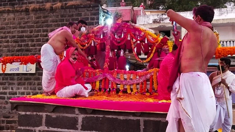जोतिबा चैत्र यात्रा कडक सुरक्षा व्यवस्थेत; पालखी सोहळ्याला 21 मानकऱ्यांची उपस्थिती