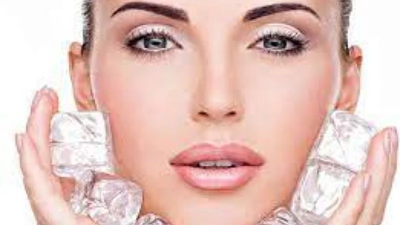 काय आहे skin icing जी तुमच्या त्वचेला ग्लो आणते