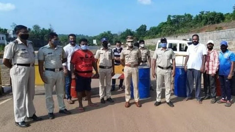 महाराष्ट्र-गोवा बॉर्डर बंद; सिंधुदुर्गात येणाऱ्या प्रत्येकाला रॅपिड अँटिजेन चाचणी बंधनकारक