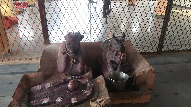 महादेव मंदीर फुलवळ