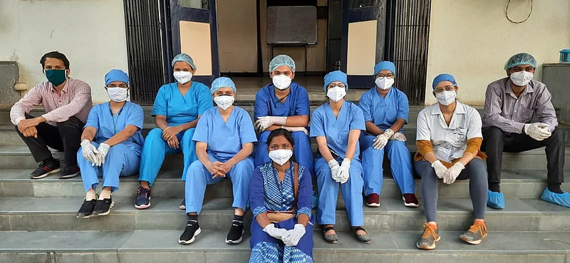 Inspirational work of volunteers at the Covid Center at Karve Education Institute
