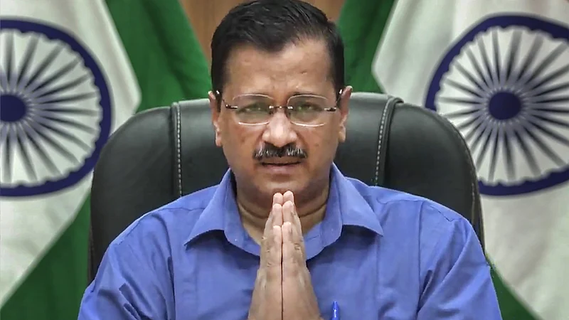 मुख्यमंत्र्यांच्या बैठकीत मोदींनी घेतला आक्षेप; केजरीवालांनी मागितली माफी