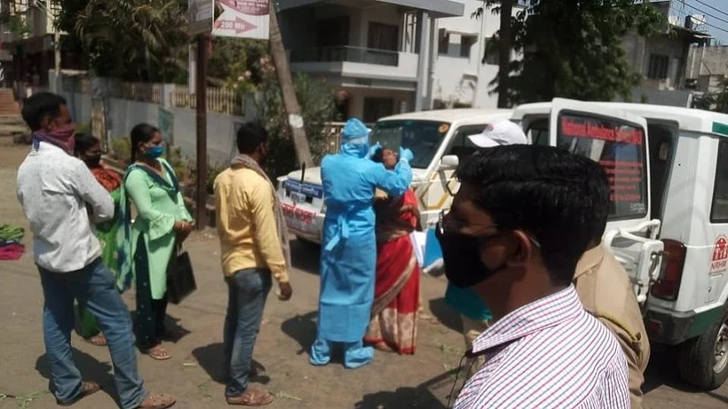 खळबळजनक! इस्लामपुरात रस्त्यावर विनाकराण फिरणारे 8 जण कोरोना पॉझिटिव्ह