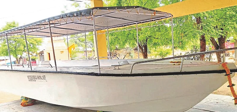 गोदेगावकरांसाठी गडाखांनी दिली बोट