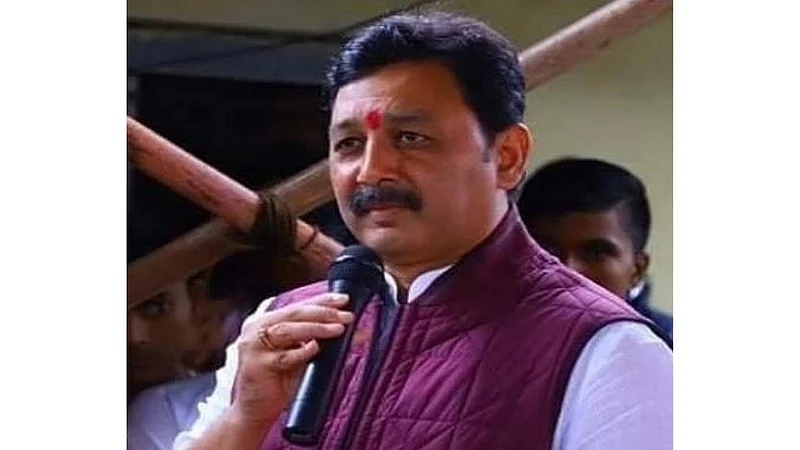मराठा समाजाचा राष्ट्रासाठी त्याग; संभाजीराजेंचे मुख्यमंत्री, विरोधी पक्षनेते यांना पत्र