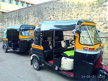 auto drivers in lockdown