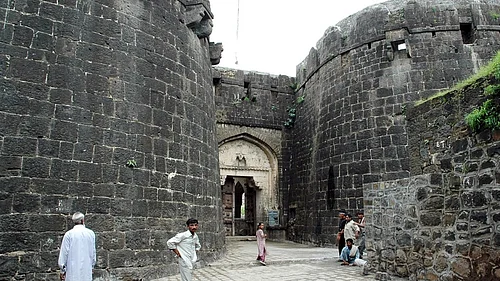 किल्ल्याचे प्रवेशद्वार