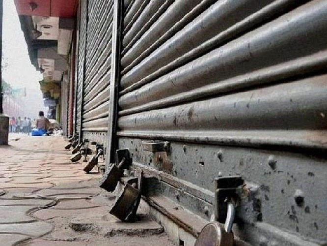 धुळ्यात औषध विक्रेत्यांकडून बंदचा इशारा !