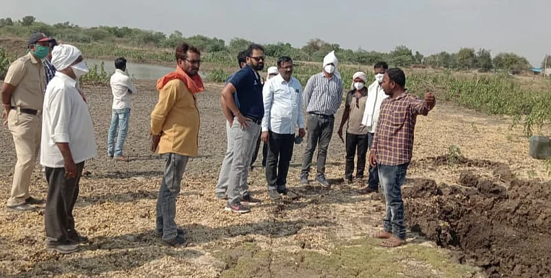 जिल्हाधिकारी डाॅ. विपीन