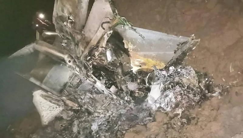 हवाई दलाचे लढाऊ विमान मिग 21 कोसळले