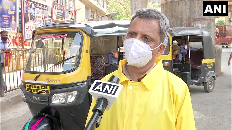auto rickshaw driver