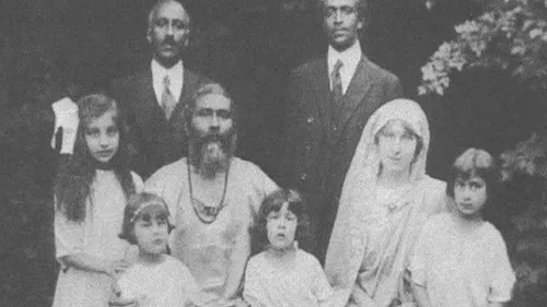 Noor Inayat khan Family