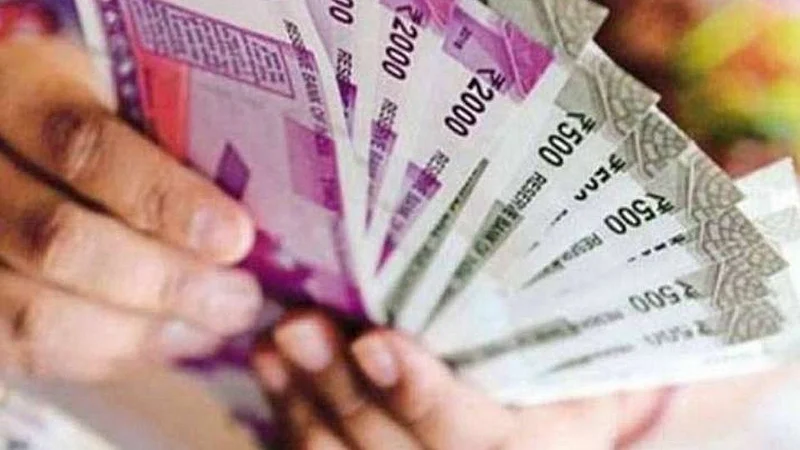 अविवाहित मुलींना मिळेना फॅमिली पेन्शन!