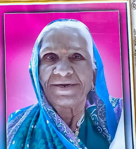 मयत चंपाबाई पोघे, हिंगोली