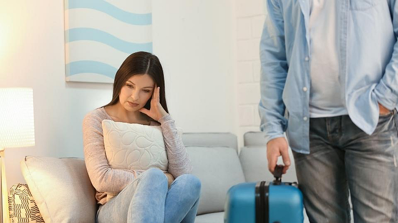 रिलेशनशिपमधून ब्रेक घेताय? त्याआधी 7 गोष्टींचा विचार करा