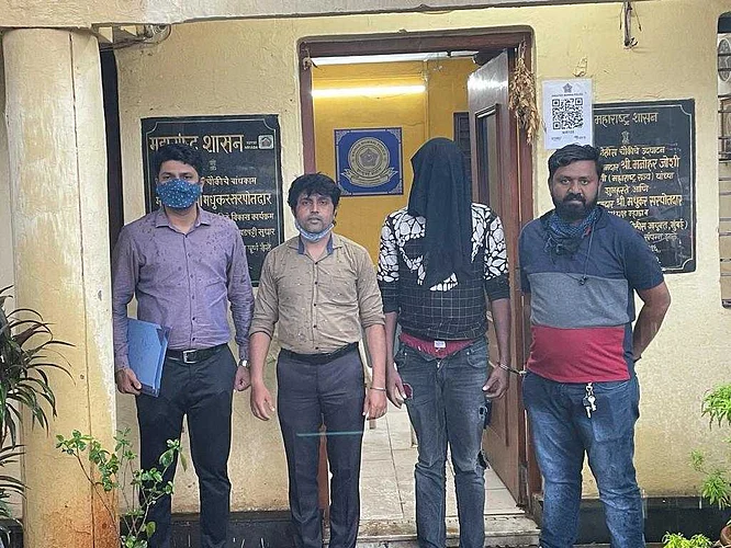 नायझेरियन ड्रग्ज तस्कराकडून २१ लाखाचे ड्रग्ज जप्त