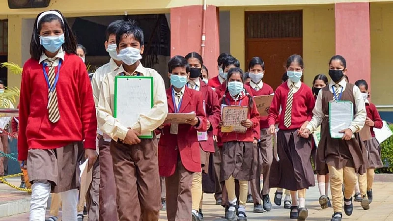 कोरोनामुळे अनाथ ७०० विद्यार्थ्यांची जबाबदारी बीजेएसने स्वीकारली