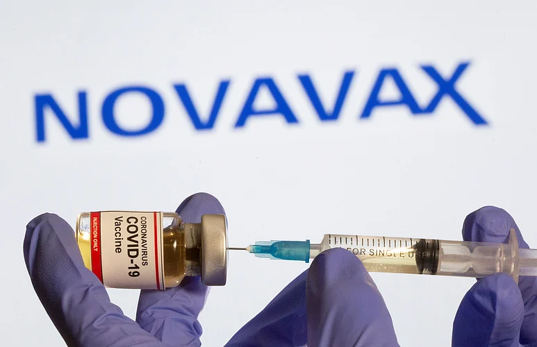 Novavax ची लस 90 टक्के प्रभावी; नव्या व्हेरियंटवर देखील रामबाण