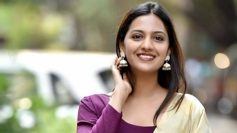 tejashri pradhan