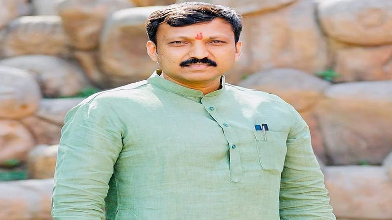 om nimbalkar